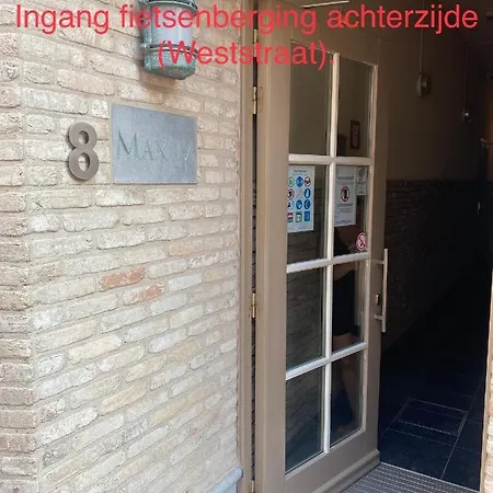 Zeedijk - Frontaal Zeezicht *